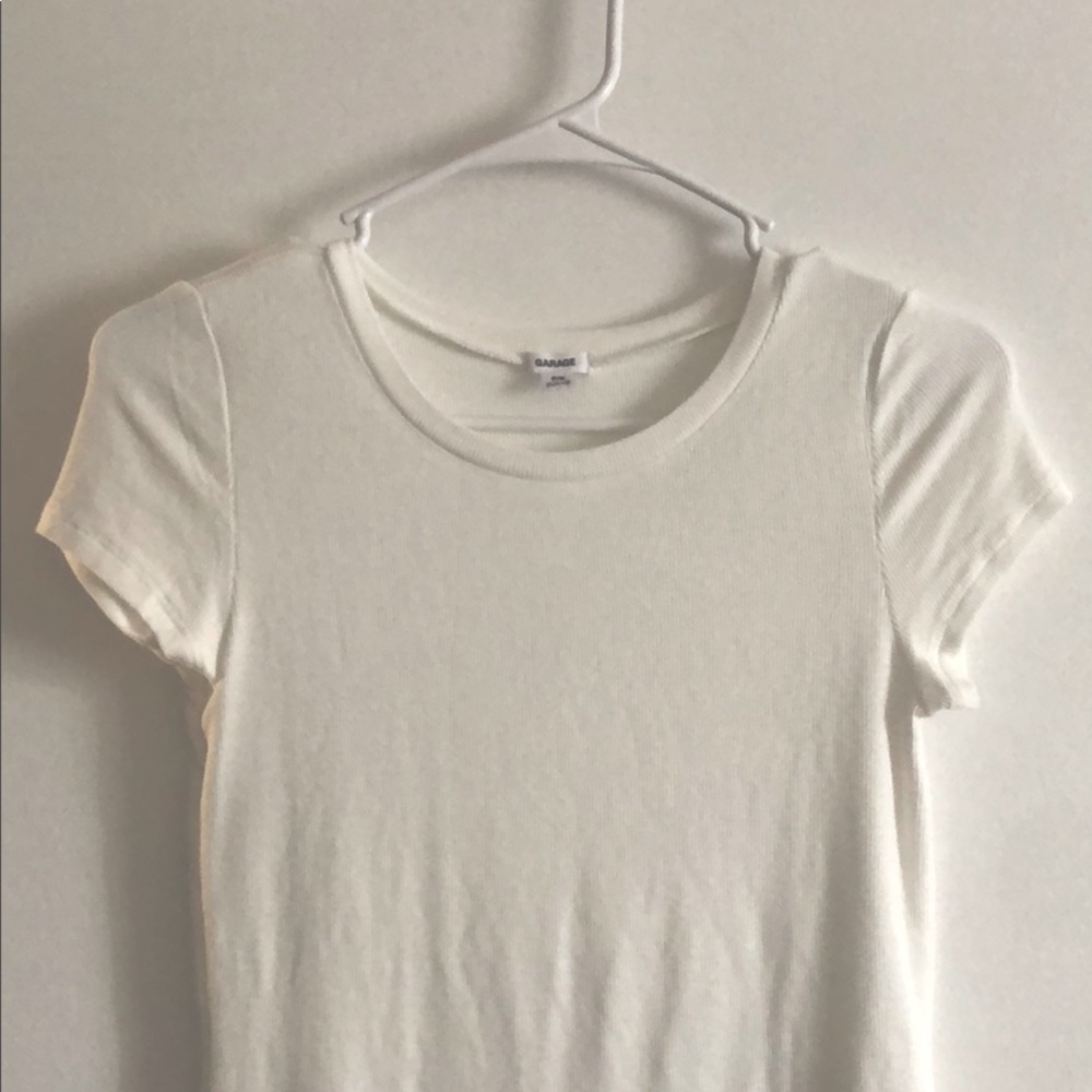 white cropped short sleeve
